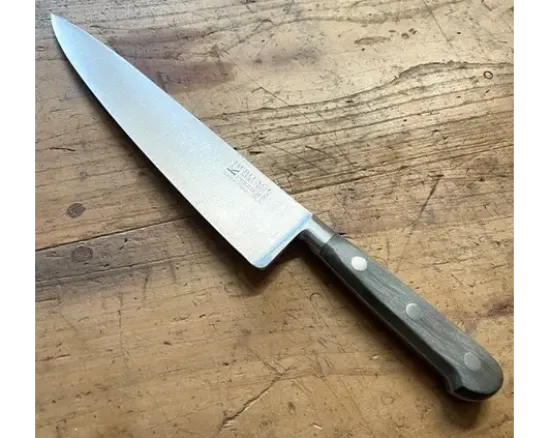 Cuisine 23 cm - bois noir - rivets inox