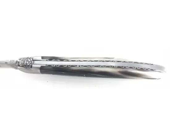 Laguiole 12 cm - Mouche Bourdon Travaillé - Pointe de Corne - 1 mitre