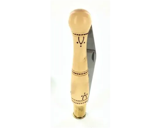 Nontron Virole n° 30 - Boule - Manche en Buis avec pyrogravure