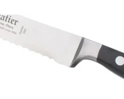 Pain 23 cm