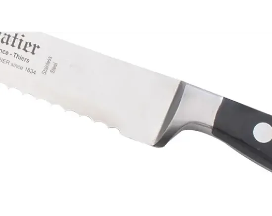 Pain 23 cm