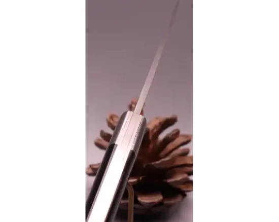 Pliant par Daniel Marlot Mitre avant Damas - Mitre arrière Forgée - Buffle