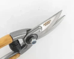 Sécateur de Jardin 20 cm - revêtement des branches olivier
