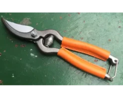 Sécateur de Jardin 18 cm - revêtement des branches en cuir ORANGE